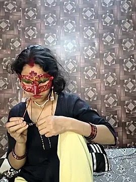 Sexy komal02 online show from April 5, 1:36 am