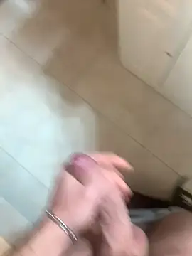 Snapshot of Biowof chatting on December 2, 6:36 pm Biowof online show from December 2, 6:36 pm