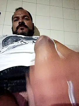 wakahoe online show from July 15, 8:08 am