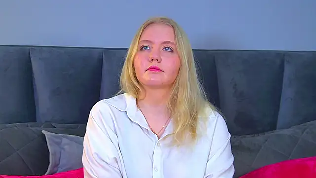 EmilyEvanse online show from December 1, 6:29 am