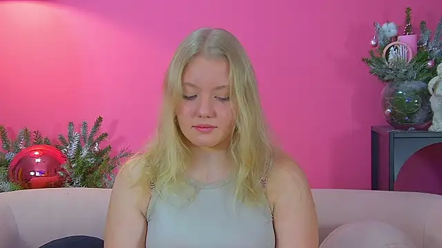 EmilyEvanse online show from December 15, 6:23 pm