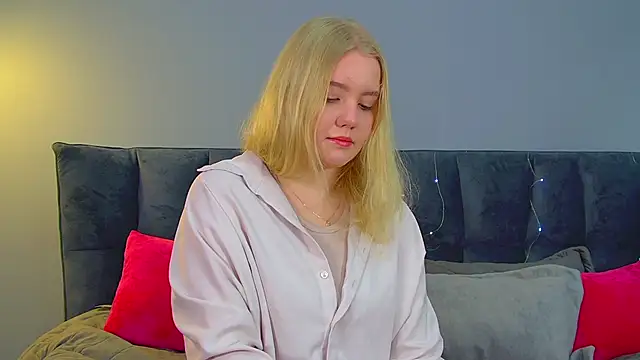 EmilyEvanse online show from January 9, 6:16 am