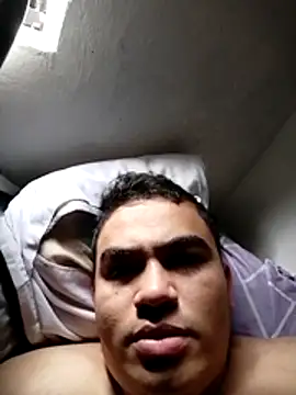 culona2417 online show from February 7, 8:45 pm