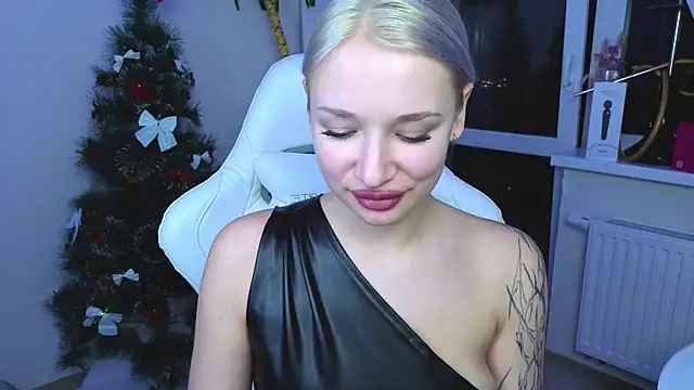 Snapshot of MistyXnight chatting on December 5, 3:09 pm MistyXnight online show from December 5, 3:09 pm