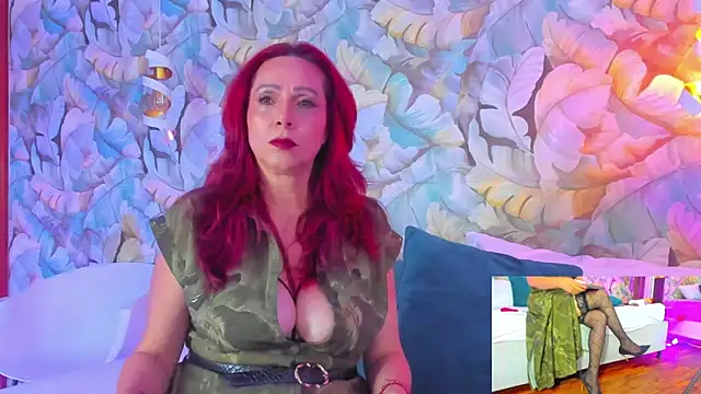 Snapshot of Madame_Angelic_1 chatting on April 14, 3:34 am Madame Angelic 1 online show from April 14, 3:34 am