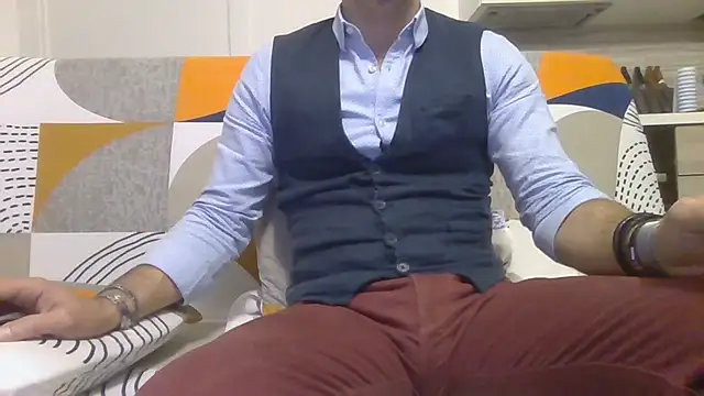 Snapshot of Eroshotlicker chatting on March 4, 10:16 pm Eroshotlicker online show from March 4, 10:16 pm