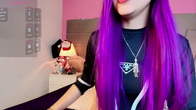 Emilyroth online show from December 19, 8:38 pm