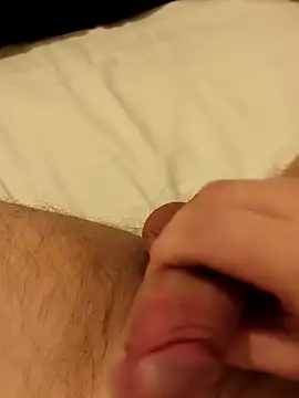 Snapshot of poeperke2830 chatting on December 3, 6:28 pm poeperke2830 online show from December 3, 6:28 pm