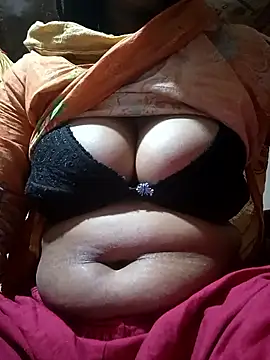 Snapshot of Jhunaki_789 chatting on December 14, 9:47 am Jhunaki 789 online show from December 14, 9:47 am