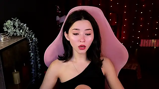 RedMidnight online show from June 26, 8:46 pm
