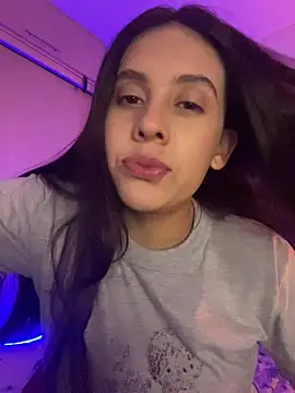 Snapshot of Samantafoxx_ chatting on June 6, 10:36 pm Samantafoxx online show from June 6, 10:36 pm