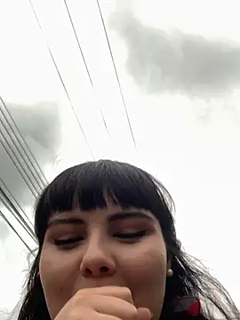 Snapshot of Yuliks_ chatting on December 2, 3:40 pm Yuliks online show from December 2, 3:40 pm