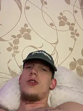 Snapshot of Rabizoon chatting on December 2, 2:01 pm Rabizoon online show from December 2, 2:01 pm