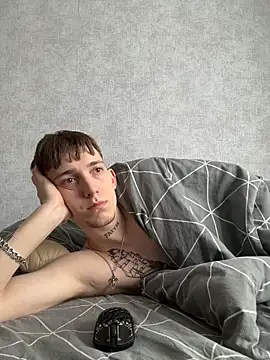 Snapshot of Rabizoon chatting on February 7, 2:59 am Rabizoon online show from February 7, 2:59 am