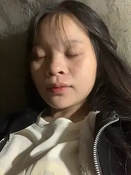 Lisa-sexyy online show from March 10, 11:54 pm