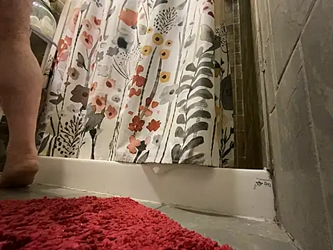 xxxenzo1 online show from January 12, 11:28 am