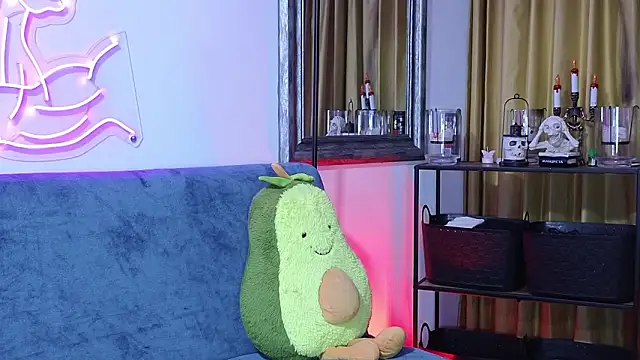 MightyLaura1 online show from March 11, 1:11 am