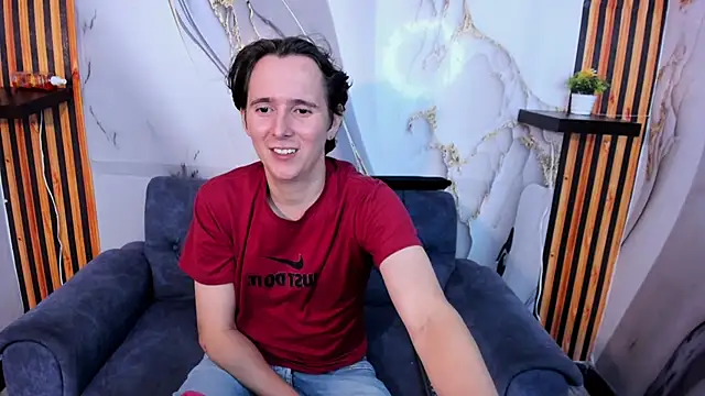 Snapshot of Aaron_LatinMen2 chatting on November 25, 3:39 am Aaron LatinMen2 online show from November 25, 3:39 am