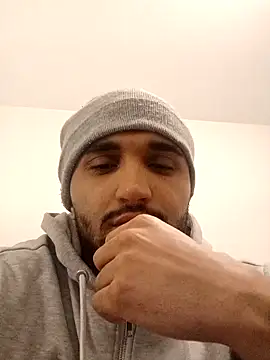 elgasmii online show from February 20, 6:30 pm