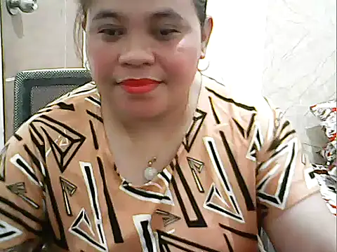 cutechubby online show from February 7, 1:04 pm