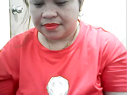 Snapshot of cutechubby chatting on February 26, 12:20 am cutechubby online show from February 26, 12:20 am