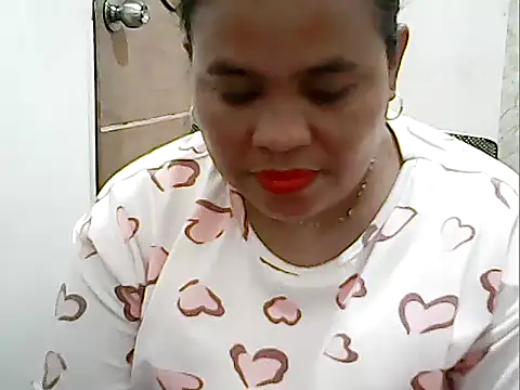 Snapshot of cutechubby chatting on March 1, 10:45 pm cutechubby online show from March 1, 10:45 pm