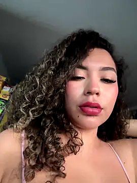 Snapshot of VictoriaaRose chatting on November 30, 10:36 pm VictoriaaRose online show from November 30, 10:36 pm