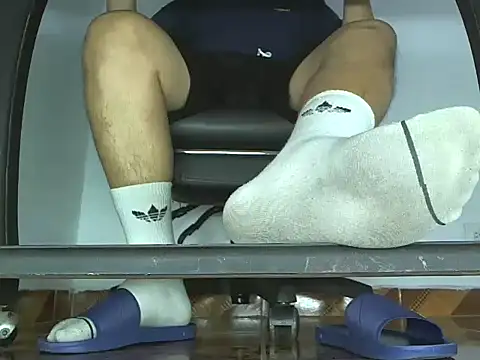 Alphacashmaster777 online show from March 18, 9:40 pm