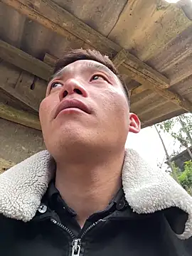 Snapshot of sanu551 chatting on December 20, 4:08 am sanu551 online show from December 20, 4:08 am