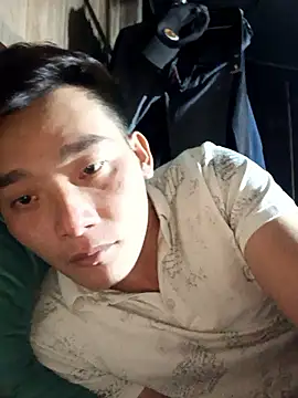 Snapshot of sanu551 chatting on January 15, 2:43 pm sanu551 online show from January 15, 2:43 pm