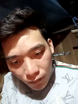 Snapshot of sanu551 chatting on January 16, 3:43 am sanu551 online show from January 16, 3:43 am