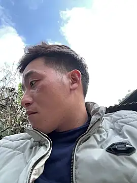 Snapshot of sanu551 chatting on January 17, 2:38 am sanu551 online show from January 17, 2:38 am