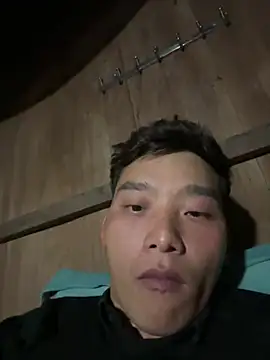 Snapshot of sanu551 chatting on February 1, 3:10 pm sanu551 online show from February 1, 3:10 pm