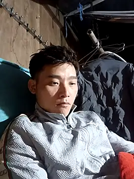 Snapshot of sanu551 chatting on February 2, 3:16 am sanu551 online show from February 2, 3:16 am