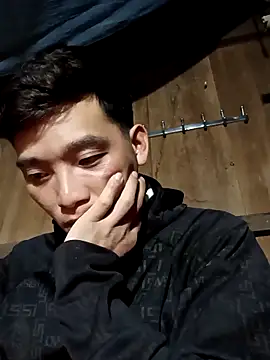 Snapshot of sanu551 chatting on February 4, 12:38 am sanu551 online show from February 4, 12:38 am