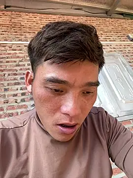 Snapshot of sanu551 chatting on February 5, 3:22 am sanu551 online show from February 5, 3:22 am