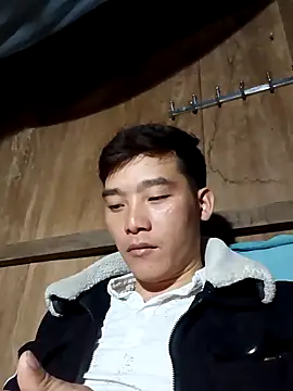 Snapshot of sanu551 chatting on February 6, 5:23 am sanu551 online show from February 6, 5:23 am