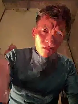 Snapshot of sanu551 chatting on February 18, 10:44 am sanu551 online show from February 18, 10:44 am