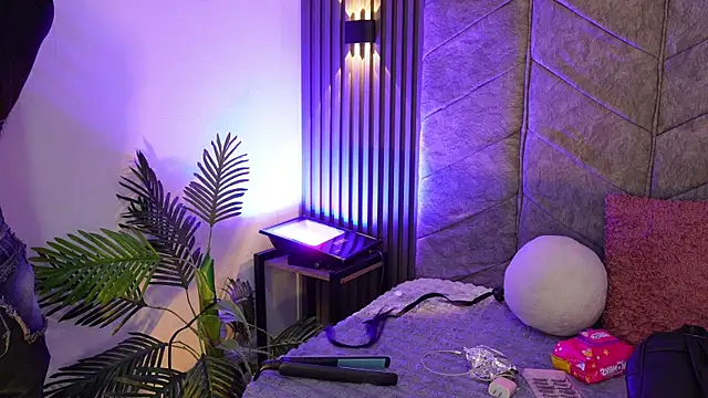amberthangelss online show from June 23, 12:36 pm