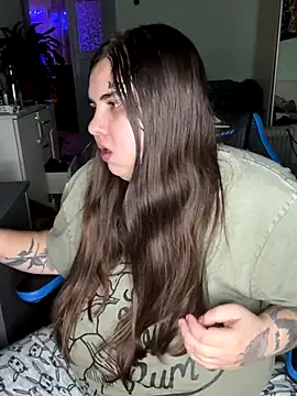 MariasV online show from December 13, 7:53 pm