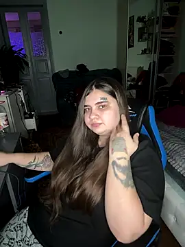 MariasV online show from December 14, 4:56 pm