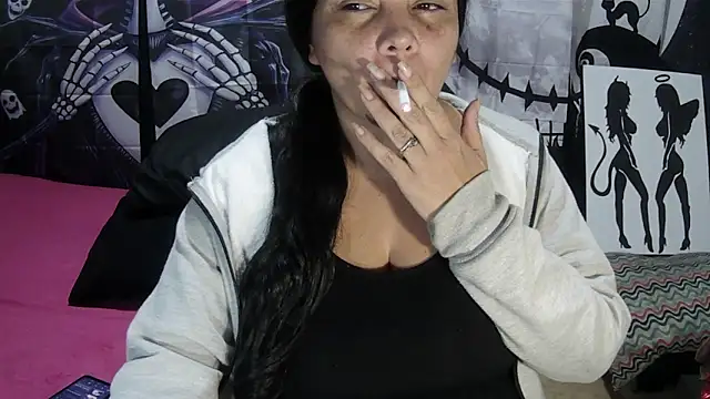 vivian-milf online show from June 9, 2:34 am
