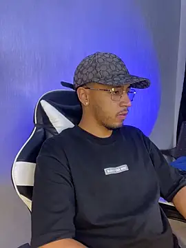 Snapshot of Brand_Collins chatting on December 16, 8:14 pm Brand Collins online show from December 16, 8:14 pm