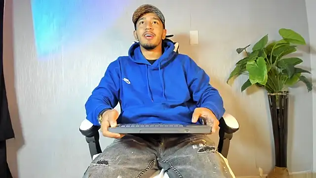 Brand Collins online show from February 4, 11:16 am