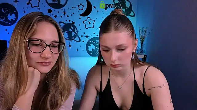 Snapshot of mary_meow_hot chatting on April 30, 7:31 pm mary meow hot online show from April 30, 7:31 pm