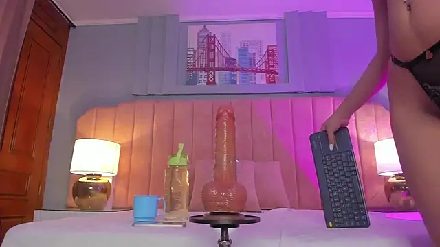 ninacrave  online show from July 24, 2:53 am