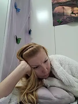 Snapshot of JenyJansy chatting on November 26, 5:58 pm JenyJansy online show from November 26, 5:58 pm