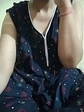 Snapshot of RASHMI_SHARMA9 chatting on July 27, 6:04 pm RASHMI SHARMA9 online show from July 27, 6:04 pm