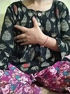 Snapshot of RASHMI_SHARMA9 chatting on July 30, 5:34 pm RASHMI SHARMA9 online show from July 30, 5:34 pm
