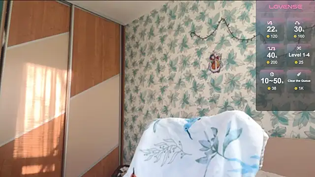 Barbie Blondie online show from March 19, 1:48 pm